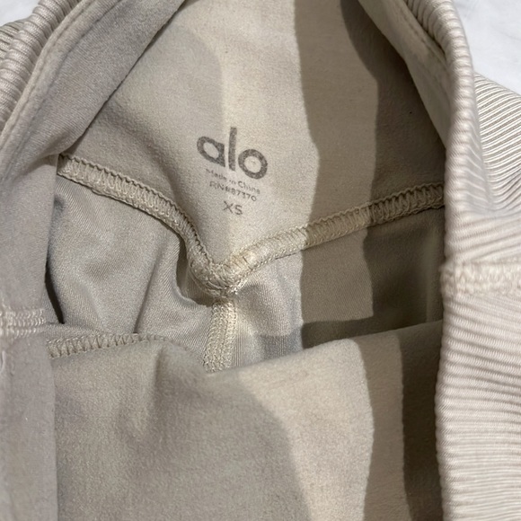 Alo Goddess goddess leggings leg warmer pants yoga beige rare XS - Picture 4 of 6